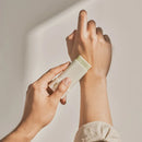 Protecto Solar en Barra Mugwort + Camelia Matte Sun Stick SPFS50+